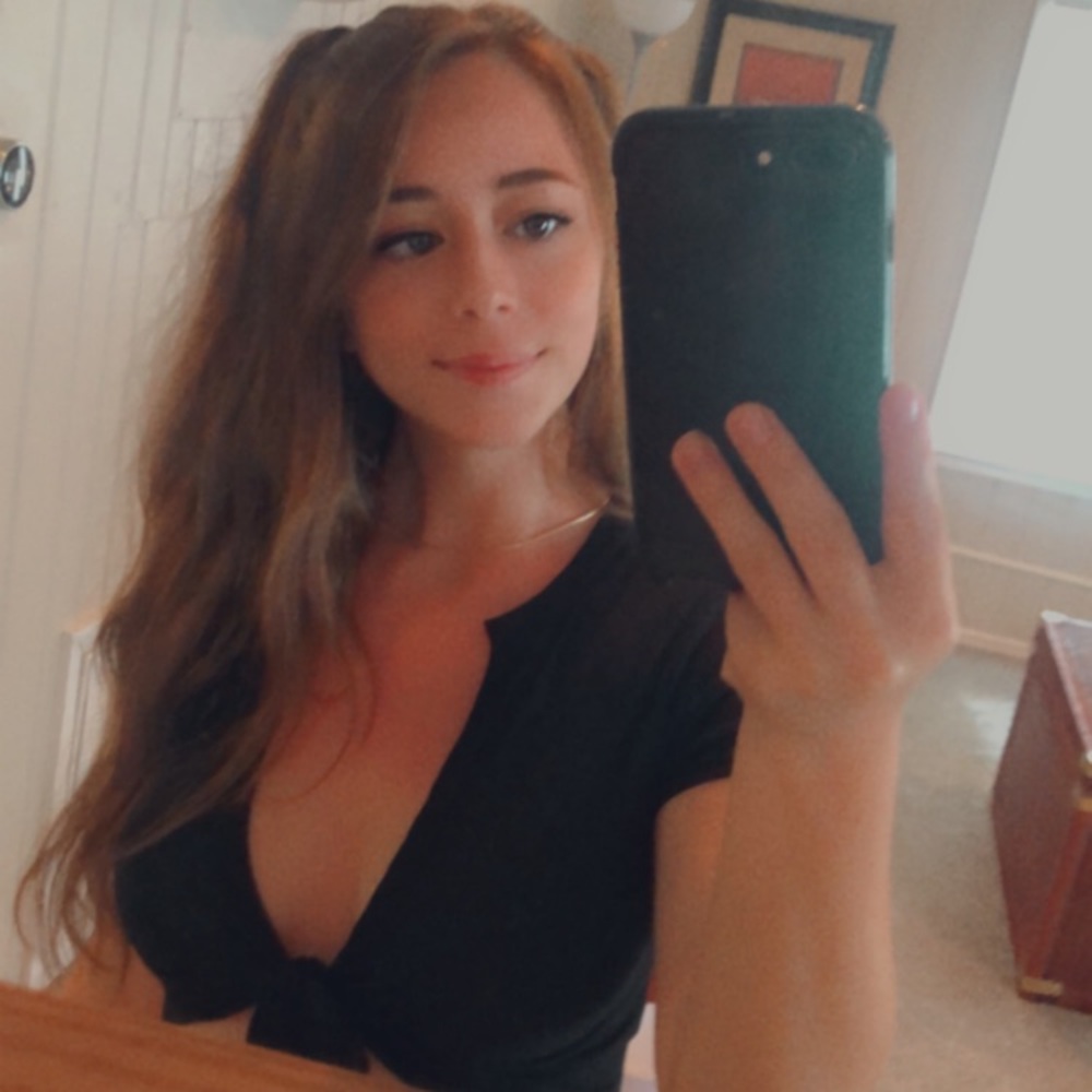 Forever 21 Black Cropped Front Tie top